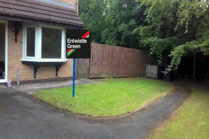 2 Bedroom Property To Rent In Duddon Close, Morecambe, LA3