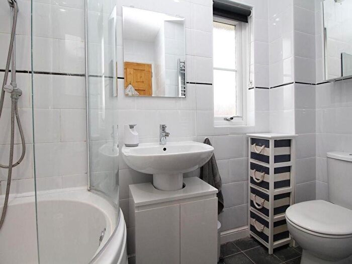 3 Bedroom Terraced House For Sale In Stanley Rise, Springfield, Chelmsford, CM2