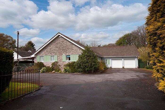4 Bedroom Detached Bungalow For Sale In Bleke Street, Shaftesbury, SP7