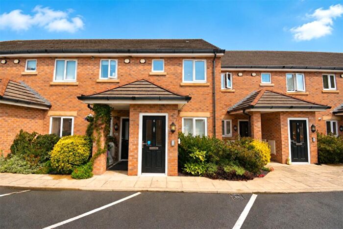 2 Bedroom Apartment For Sale In Rake Lane, Wallasey, Wirral, CH45