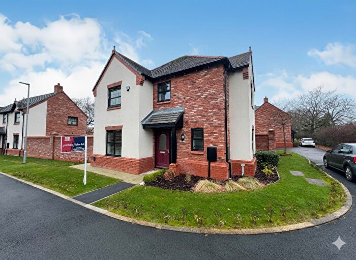 4 Bedroom Detached House For Sale In Townsend Close, Wilmslow, SK9