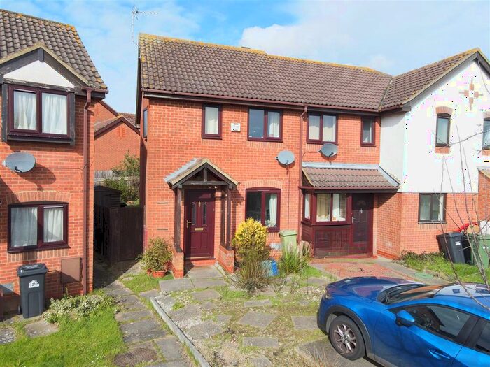 2 Bedroom End Of Terrace House To Rent In Denchworth Court, Emerson Valley, Milton Keynes, MK4