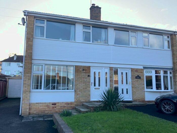 3 Bedroom Semi-Detached House To Rent In Duchess Drive, Bridgnorth, Shropshire, WV16