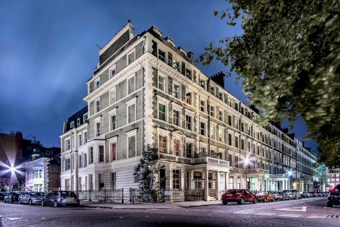 2 Bedroom Flat To Rent In Ashburn Gardens, London, SW7