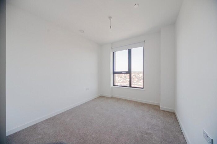 2 Bedroom Flat For Sale In Brook Avenue, Wembley, Middlesex, HA9