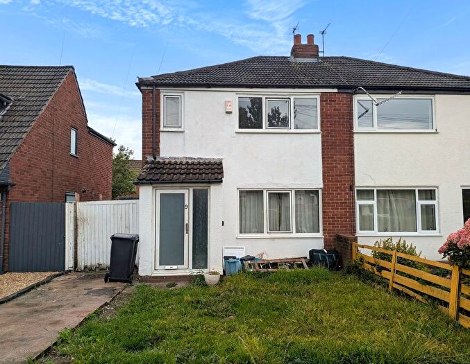 3 Bedroom Semi-Detached House For Sale In Bannister Hall Drive, Higher Walton, Preston, PR5