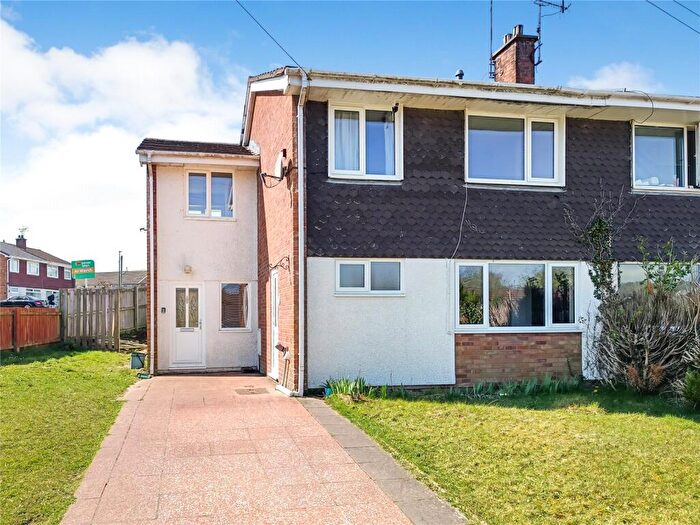 4 Bedroom Semi-Detached House For Sale In Oaks End Close, Gelligaer, Hengoed, Caerphilly, CF82