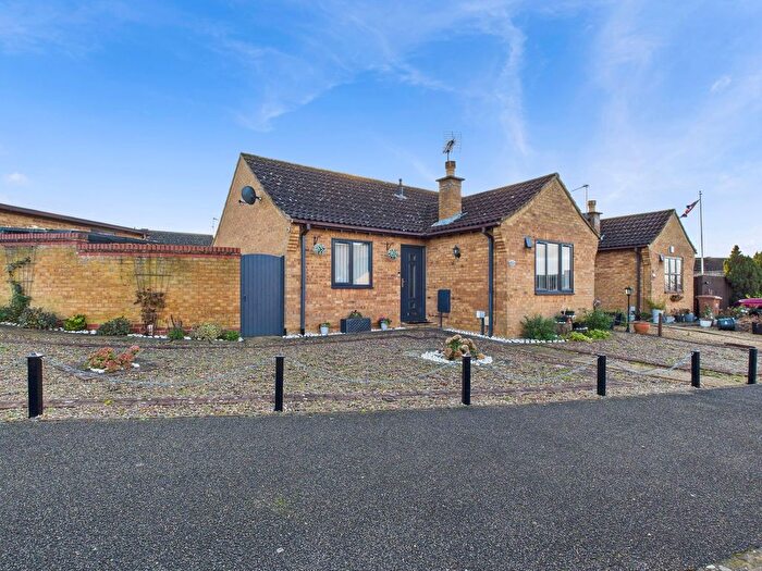 2 Bedroom Semi Detached Bungalow For Sale In Kew Road, Downham Market, PE38