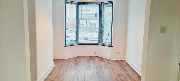 3 Bedroom Terraced House To Rent In Windsor Road, Watford, WD24