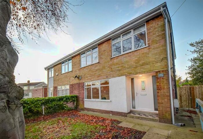 4 Bedroom Semi-Detached House To Rent In Station Road, Hessle HU13