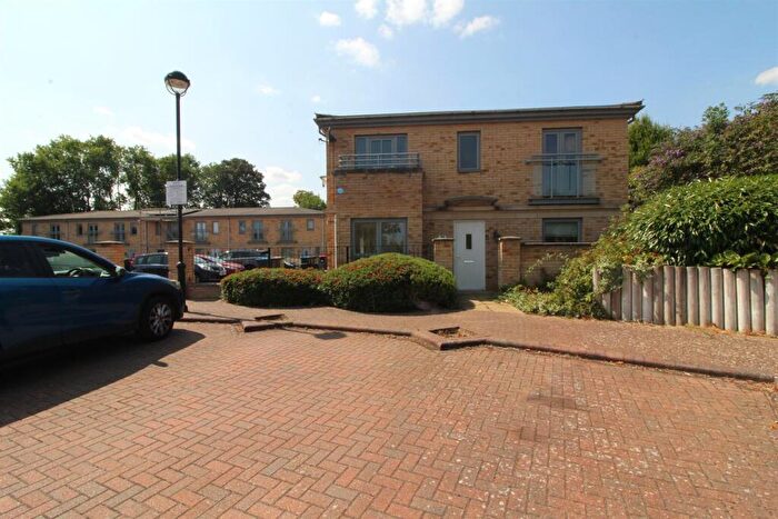 3 Bedroom End Of Terrace House To Rent In Homerton Street, Bletchley, MK3