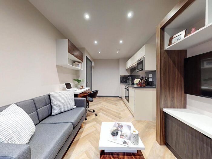 1 Bedroom Apartment To Rent In Apt, Live Oasis Belgrave Street #, LS2