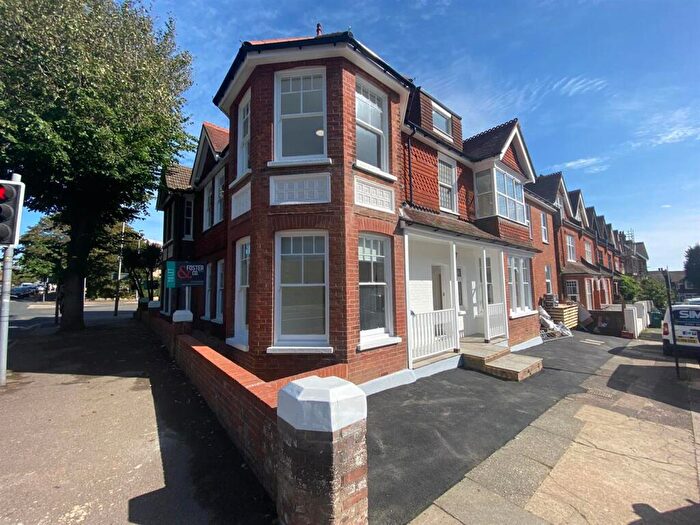 Apartment To Rent In Caburn Road, Hove, BN3