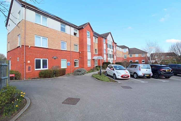 1 Bedroom Apartment For Sale In Hughes Court, Luton, LU3