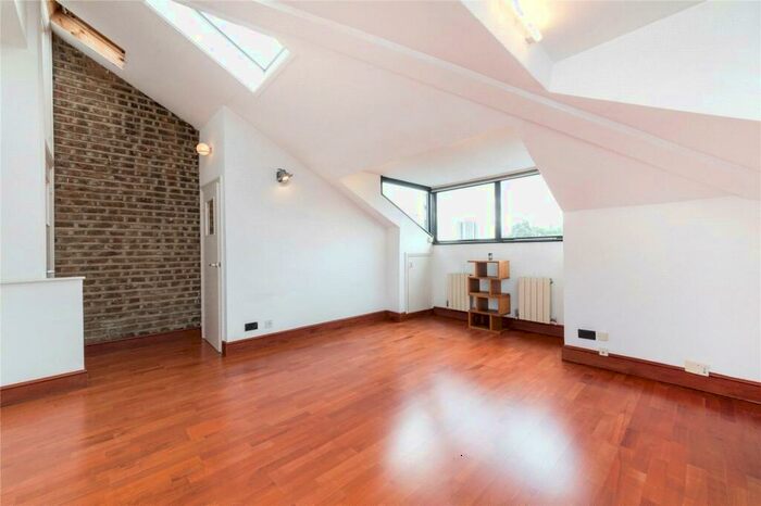 1 Bedroom Flat To Rent In Belsize Square, Belsize Park, NW3