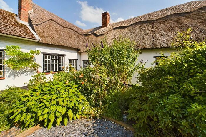 3 Bedroom Cottage For Sale In Rempstone, Loughborough, LE12