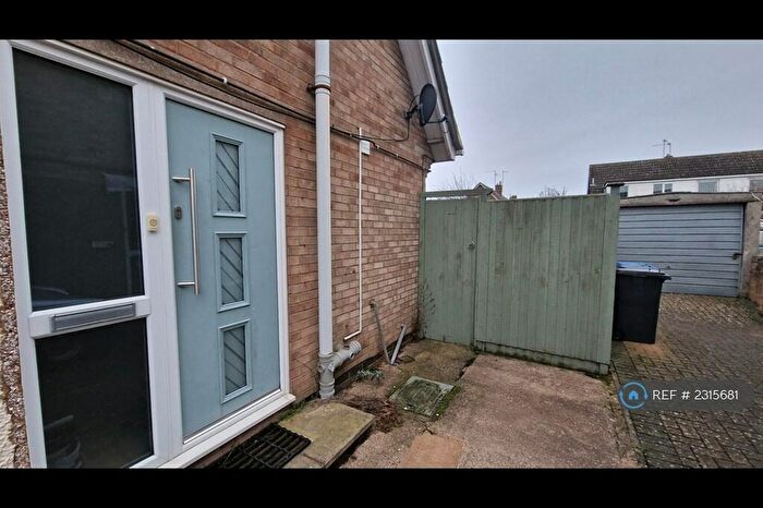 3 Bedroom Semi-Detached House To Rent In St. Josephs Close, Kettering, NN15