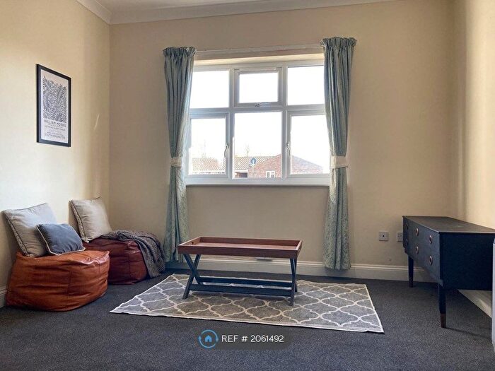 2 Bedroom Flat To Rent In Oundle Road, Peterborough, PE2