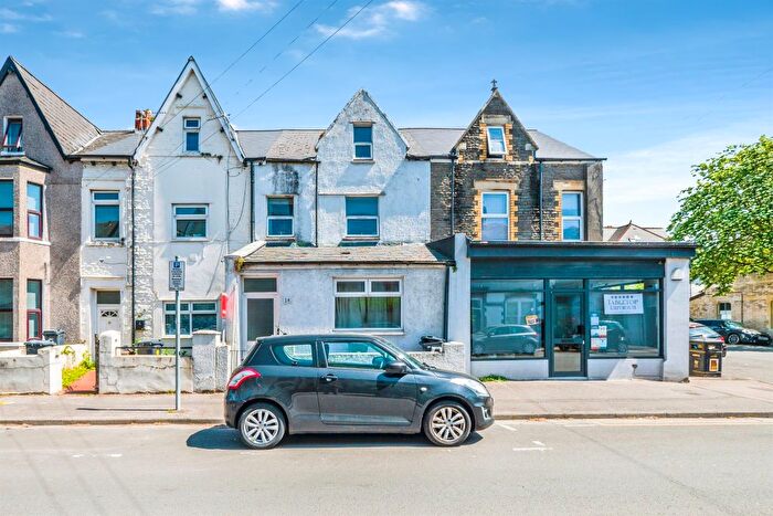 2 Bedroom Flat For Sale In Kings Road, Cardiff, CF11