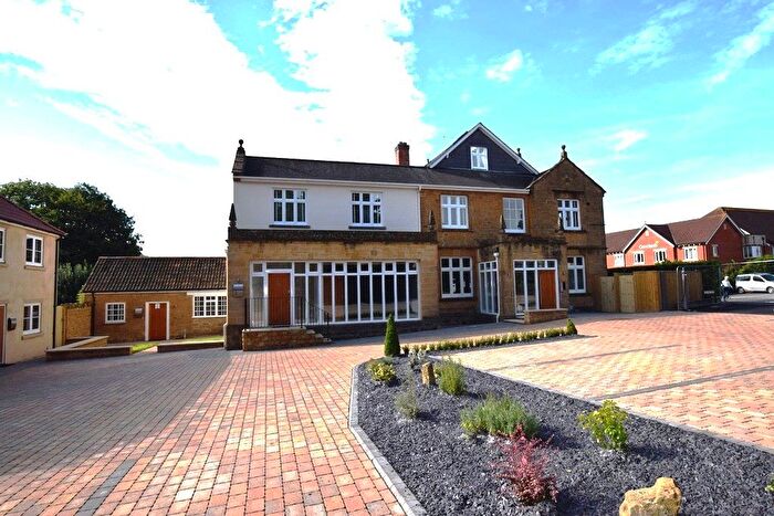 1 Bedroom Flat To Rent In Red Cedar Court, Yeovil, Somerset, BA20