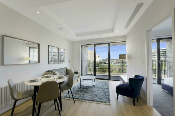 1 Bedroom Apartment To Rent In Corson House, London City Island, London, E14