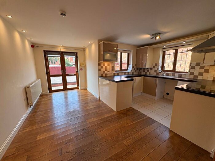 2 Bedroom Flat To Rent In Thorpe Road, Melton Mowbray, LE13