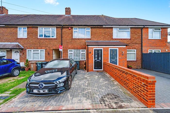 2 Bedroom Terraced House For Sale In Pirton Road, Luton, Bedfordshire, LU4