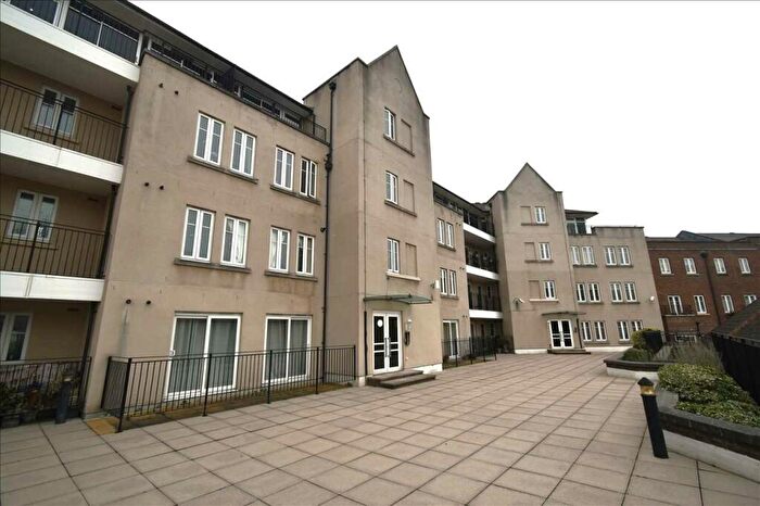 2 Bedroom Apartment To Rent In The Boulevard, Greenhithe, DA9