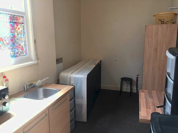 Studio To Rent In Ripple Road, Barking, Ig1