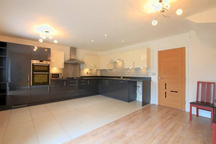 4 Bedroom Terraced House To Rent In Holywell Way, Staines-Upon-Thames, TW19