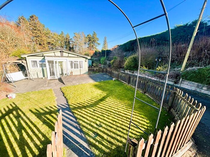 3 Bedroom Mobile/park Home For Sale In Bromdon Caravan Park, Bridgenorth, WV16