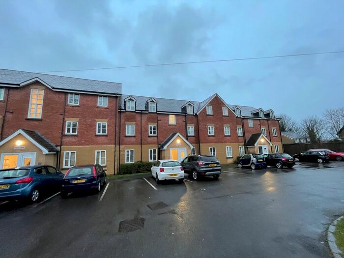 2 Bedroom Flat To Rent In Heron View, Clifton Park Clifton, Swinton Manchester Greater Manchester, M27