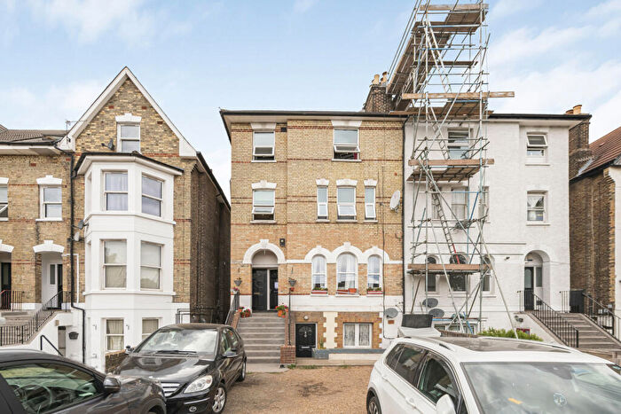 1 Bedroom Apartment For Sale In Selhurst Road, London, SE25