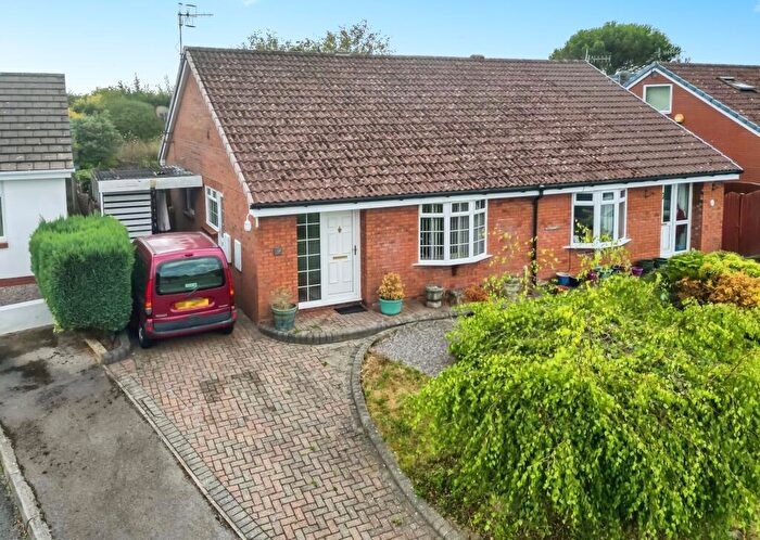 2 Bedroom Semi-Detached Bungalow For Sale In Chester Close, New Inn, Pontypool, NP4