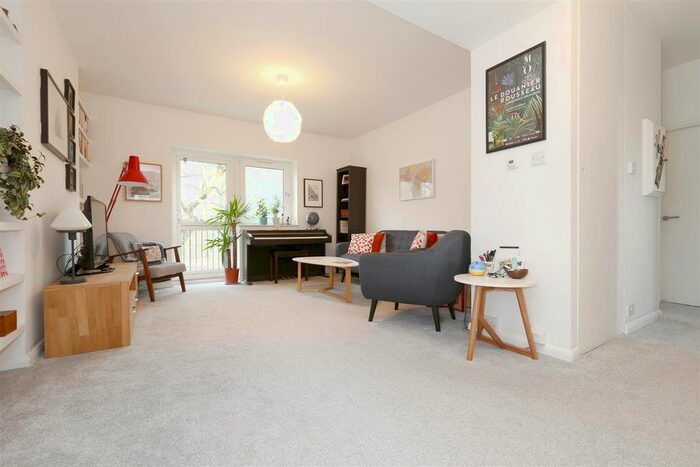 2 Bedroom Flat To Rent In Mary Macarthur House, Warley Street, London, E2