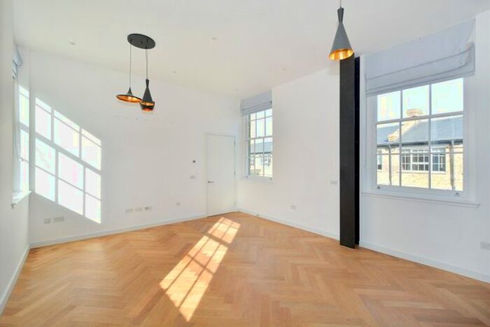 2 Bedroom Flat To Rent In The Courtyard Apartments, Gloucester Avenue, Primrose Hill, London, NW1