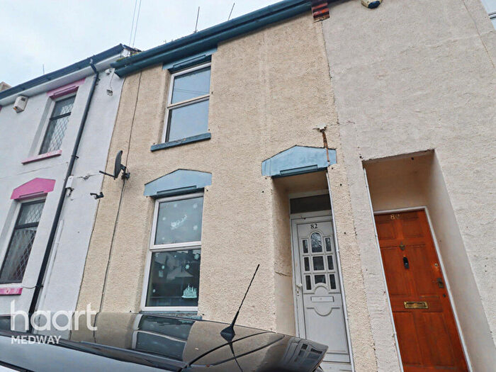 2 Bedroom Terraced House To Rent In Charter Street, Chatham, ME4