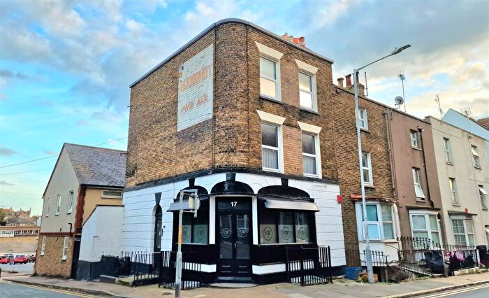 2 Bedroom Apartment To Rent In Hardres Street, Ramsgate, CT11