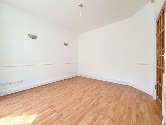 4 Bedroom Terraced House To Rent In Allens Road, Enfield, EN3