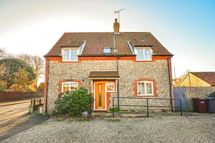 4 Bedroom Semi-Detached House To Rent In Wells-next-the-Sea, NR23