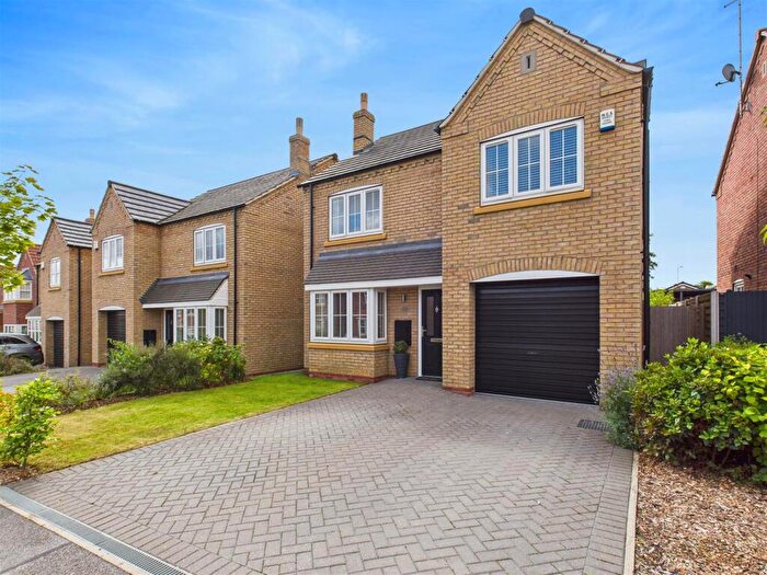 4 Bedroom Detached House For Sale In West Hill Road, Kirk Ella, HU10