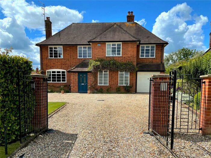 6 Bedroom Detached House To Rent In Burnham Avenue, Beaconsfield, HP9