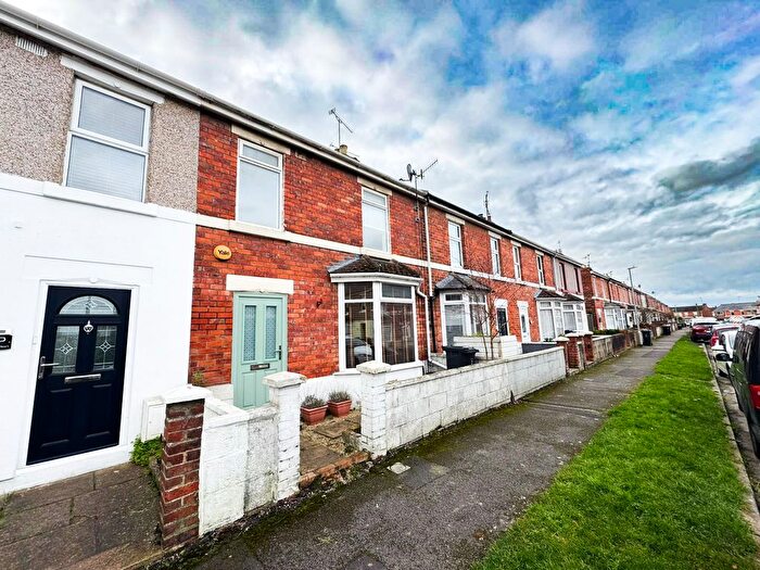 3 Bedroom Terraced House To Rent In Norman Road, Swindon, SN2