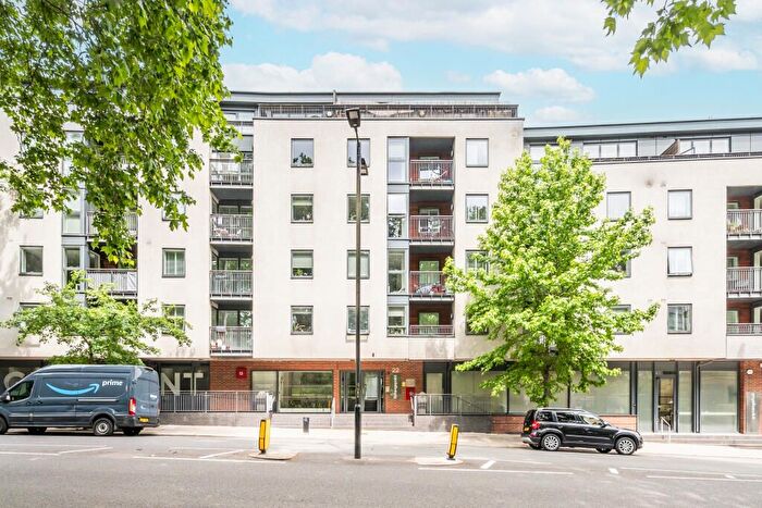 1 Bedroom Flat For Sale In Xchange Point, Caledonian Road, N7