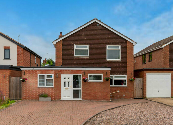 4 Bedroom Detached House For Sale In Yelvertoft, Northamptonshire, NN6