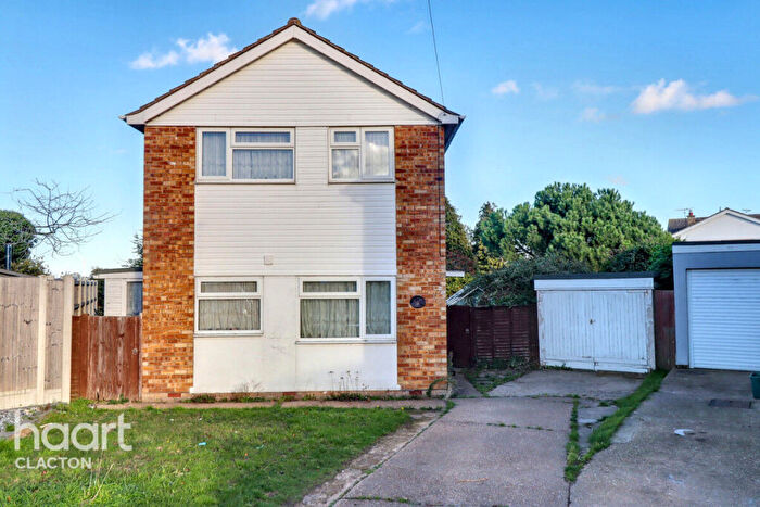 3 Bedroom Detached House For Sale In James Gardens, Clacton-On-Sea, CO16