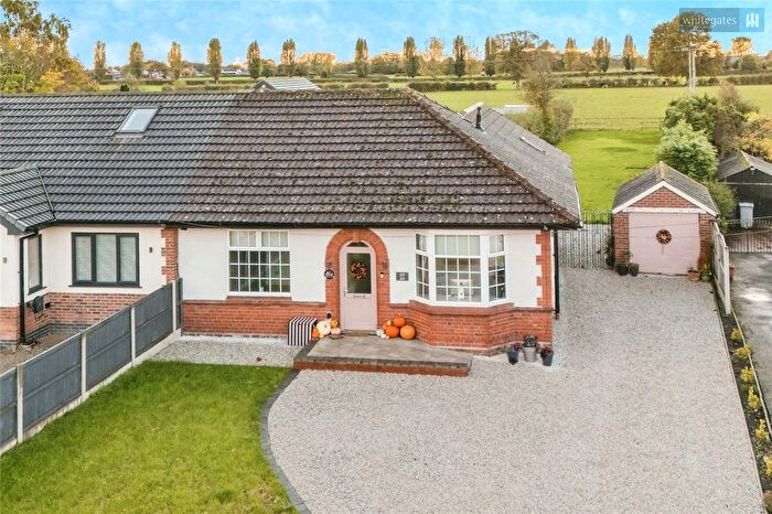 3 Bedroom Bungalow For Sale In Dig Lane, Wybunbury, Nantwich, Cheshire, CW5