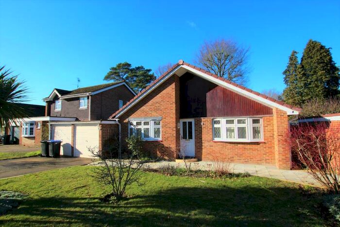 3 Bedroom Detached Bungalow To Rent In Horsell, GU21
