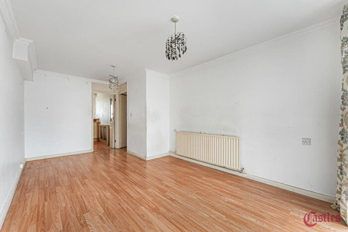 1 Bedroom Flat For Sale In Daintry Way, London, E9