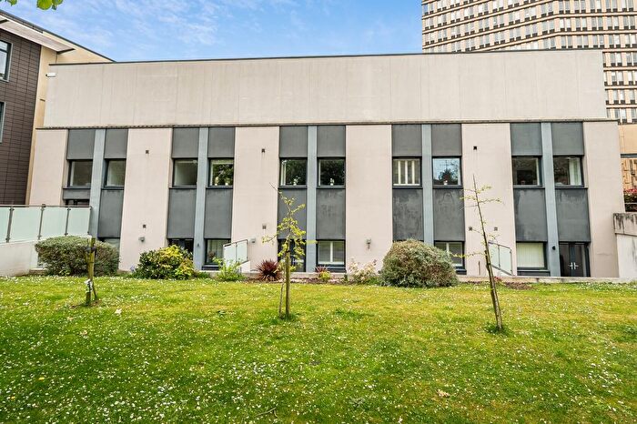 1 Bedroom Flat For Sale In Montpellier Terrace, Cheltenham, GL50